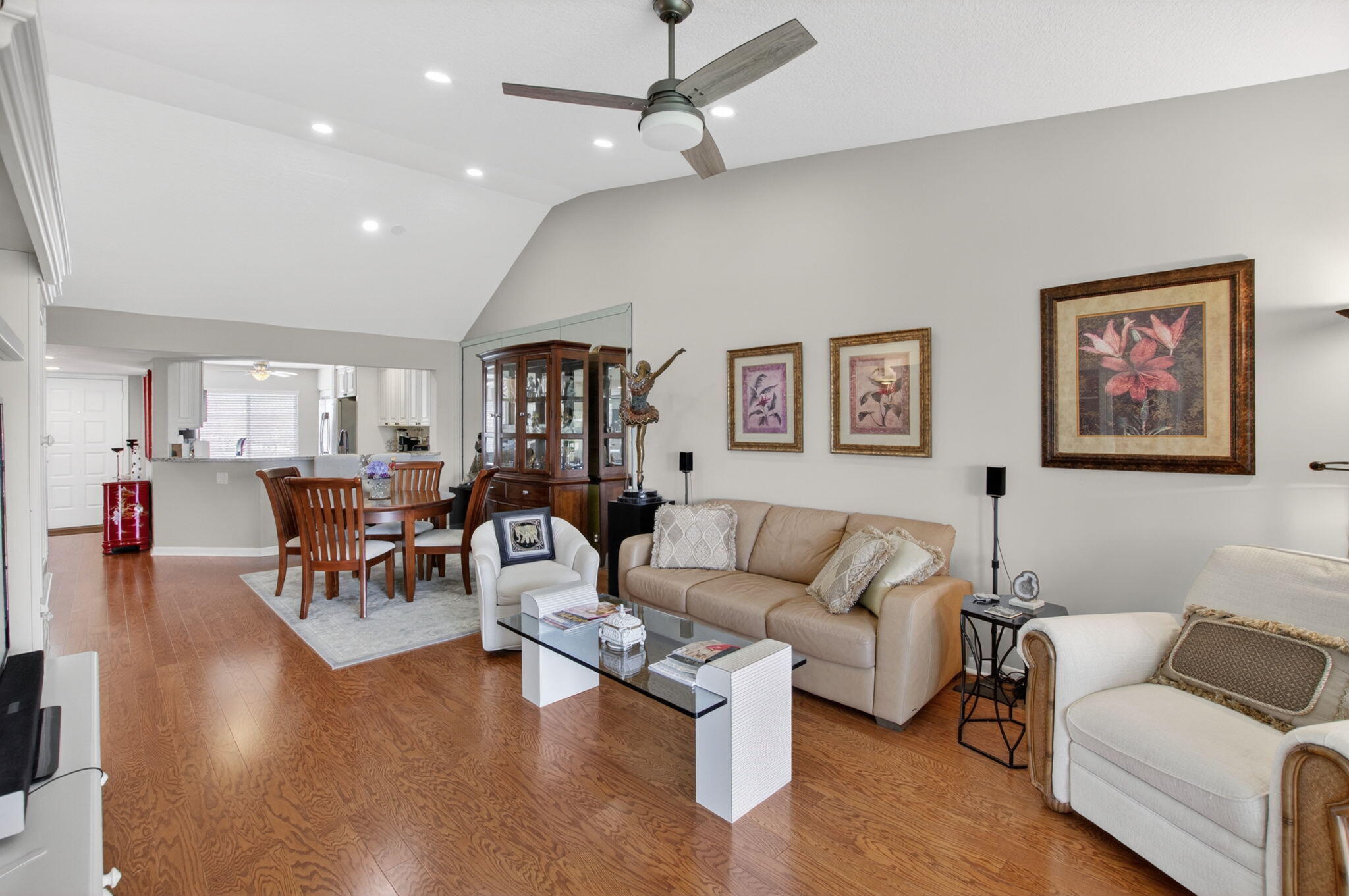 GLENEAGLES CONDO I - Residential