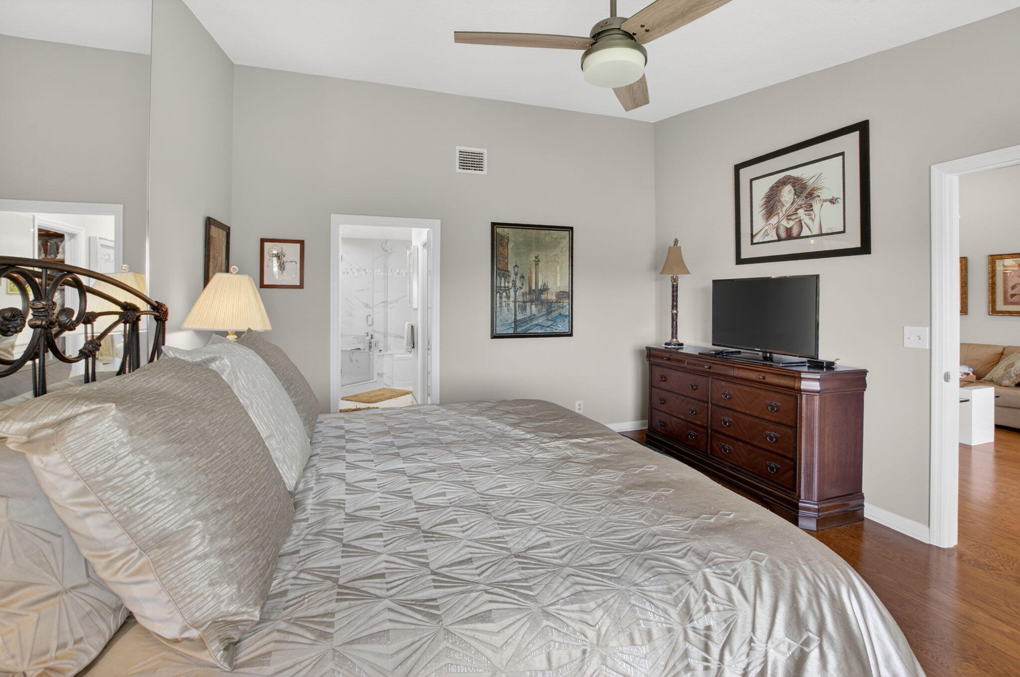GLENEAGLES CONDO I - Residential