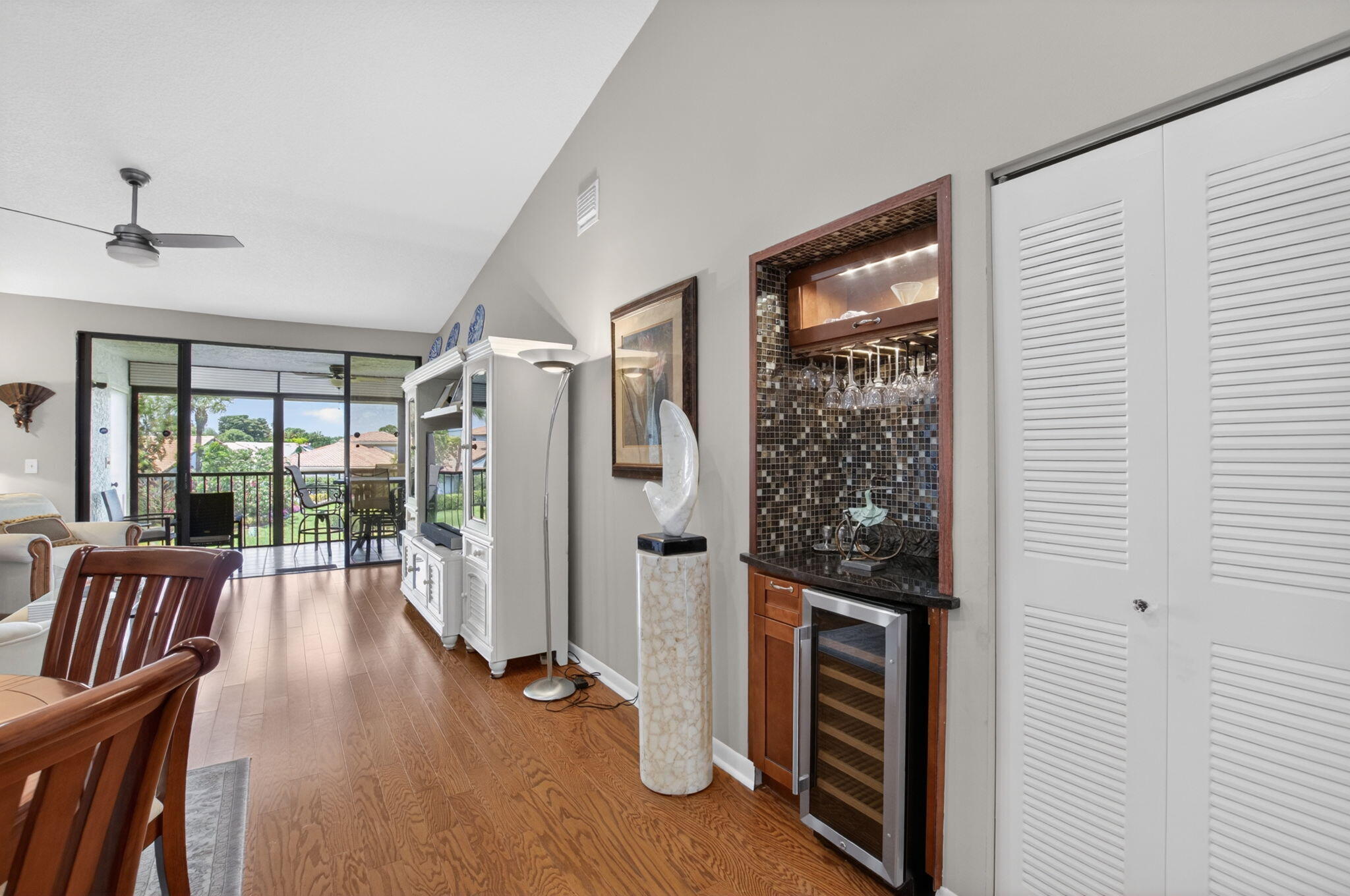 GLENEAGLES CONDO I - Residential