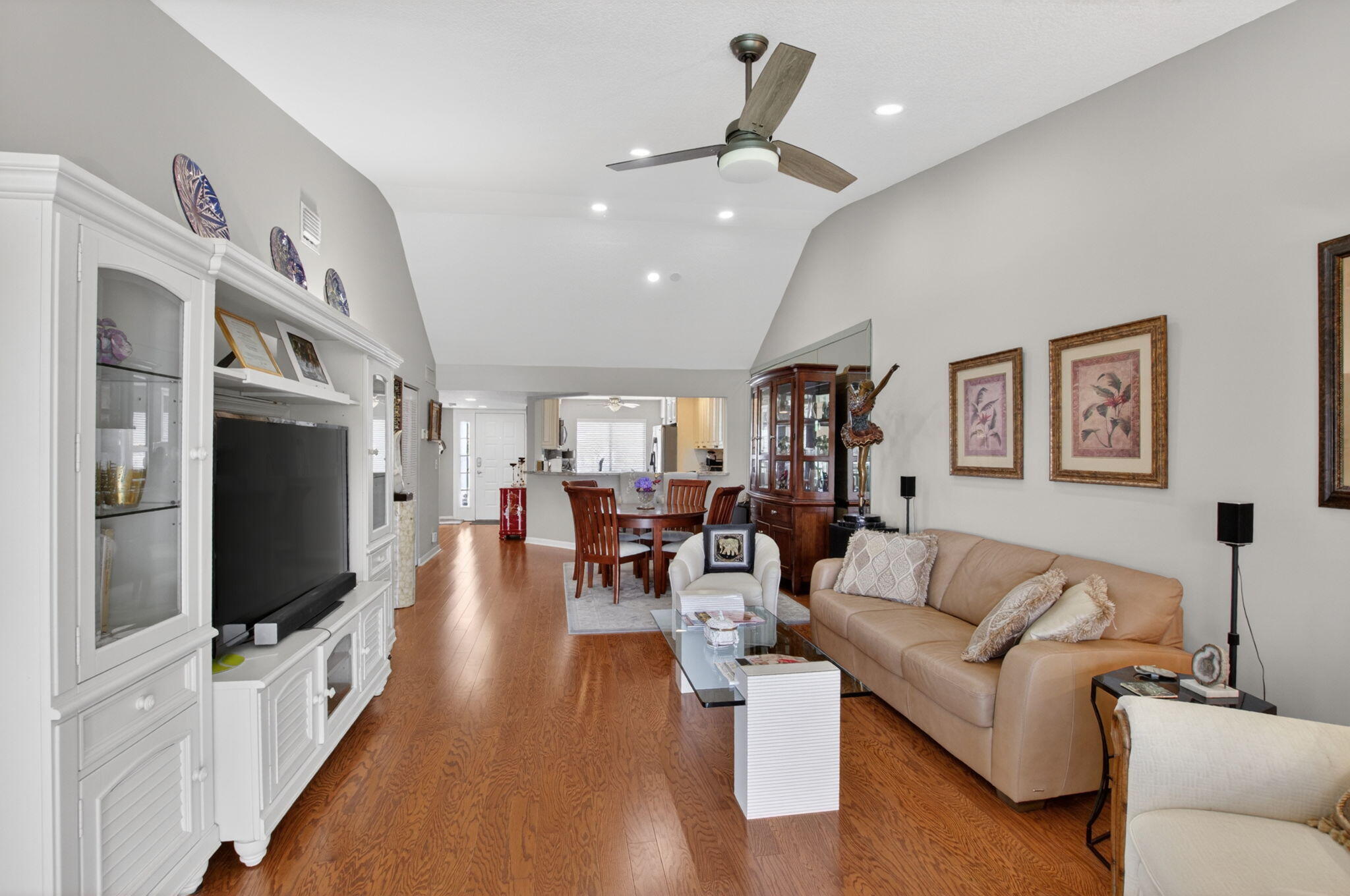 GLENEAGLES CONDO I - Residential