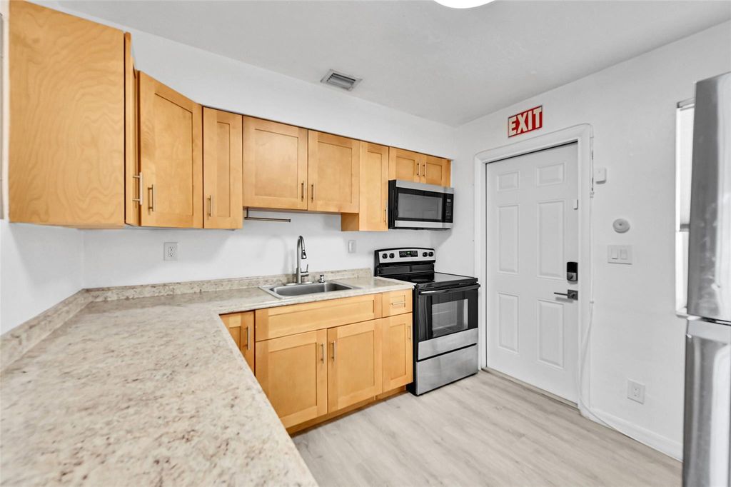 Photo of 2409 Taft Street, Hollywood, FL 33020 (MLS # F10545265)