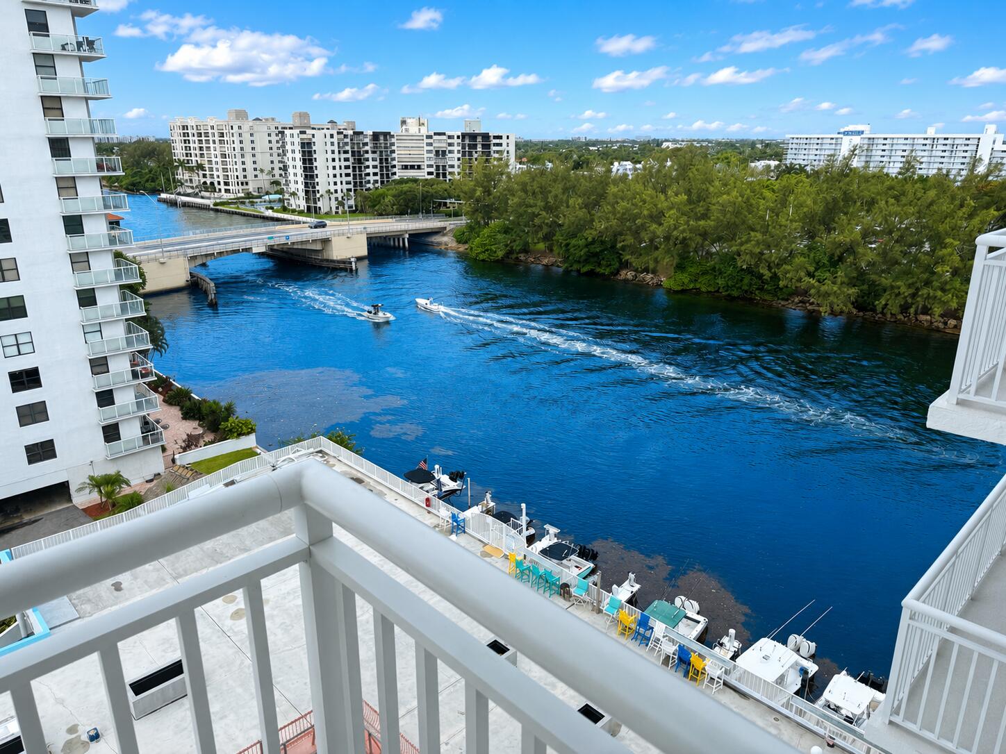 1505 N Riverside Drive 1002