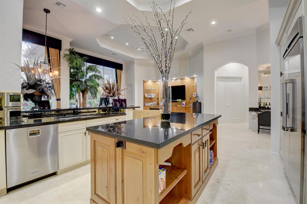 ADDISON RESERVE - Residential