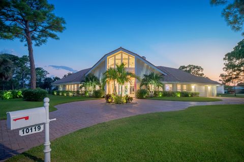 A home in Port St Lucie