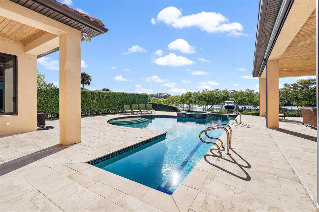 Islands of Ravello - Residential