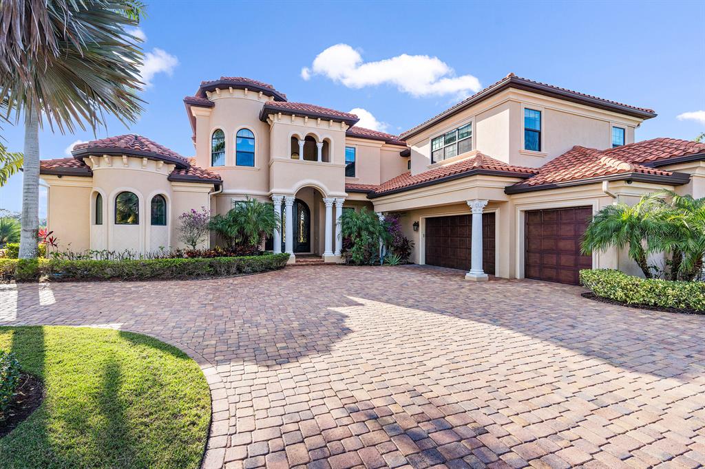 Photo of 201 SE Fiore Bello, Port Saint Lucie, FL 34952 (MLS # R10764536)