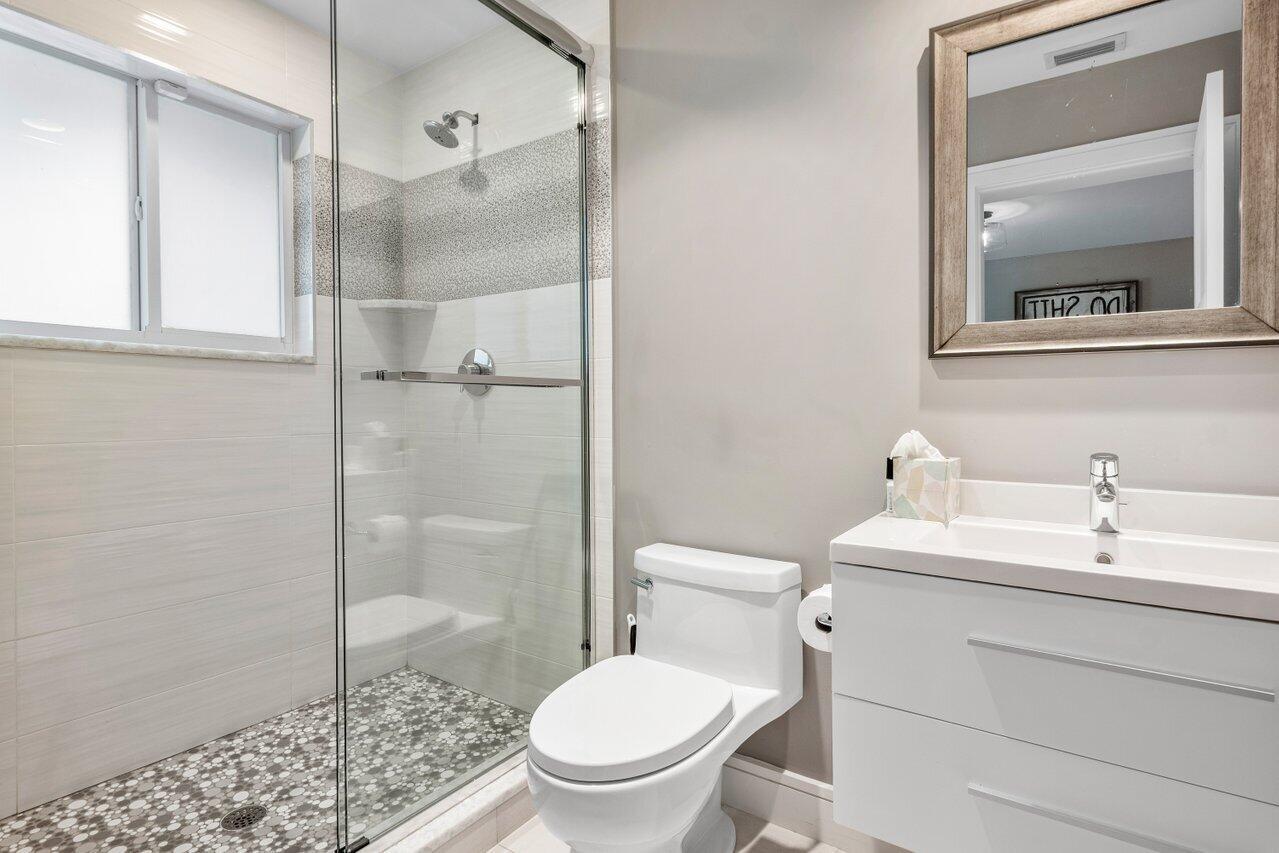 TROPIC ISLE 2ND SEC - Residential