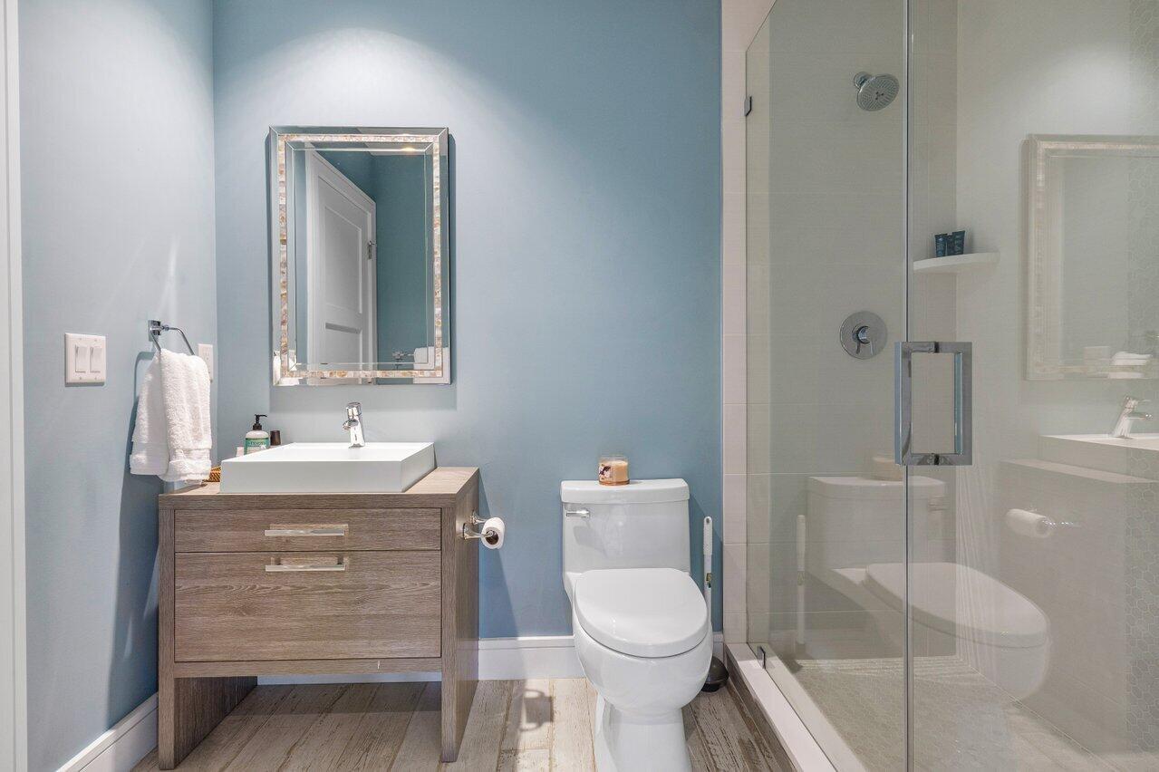 TROPIC ISLE 2ND SEC - Residential