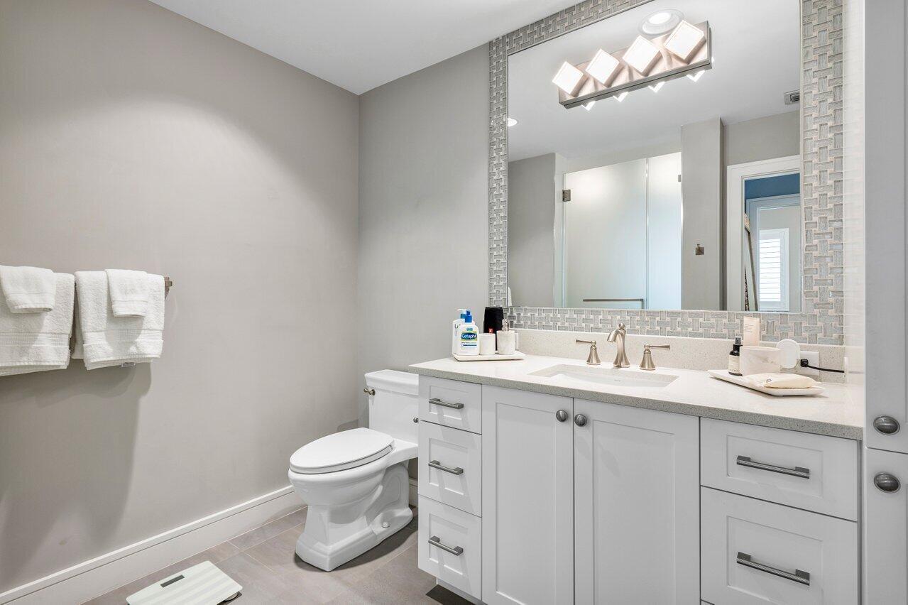 TROPIC ISLE 2ND SEC - Residential