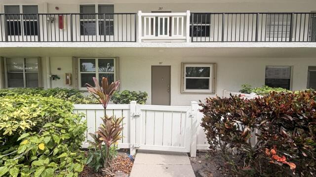 24 Abbey Lane 107