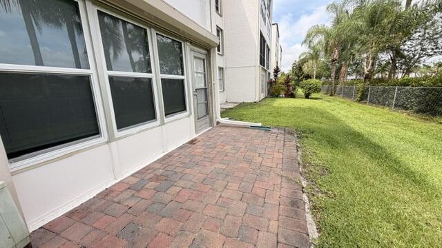 VILLAGES OF ORIOLE ABBEY CONDO - Residential