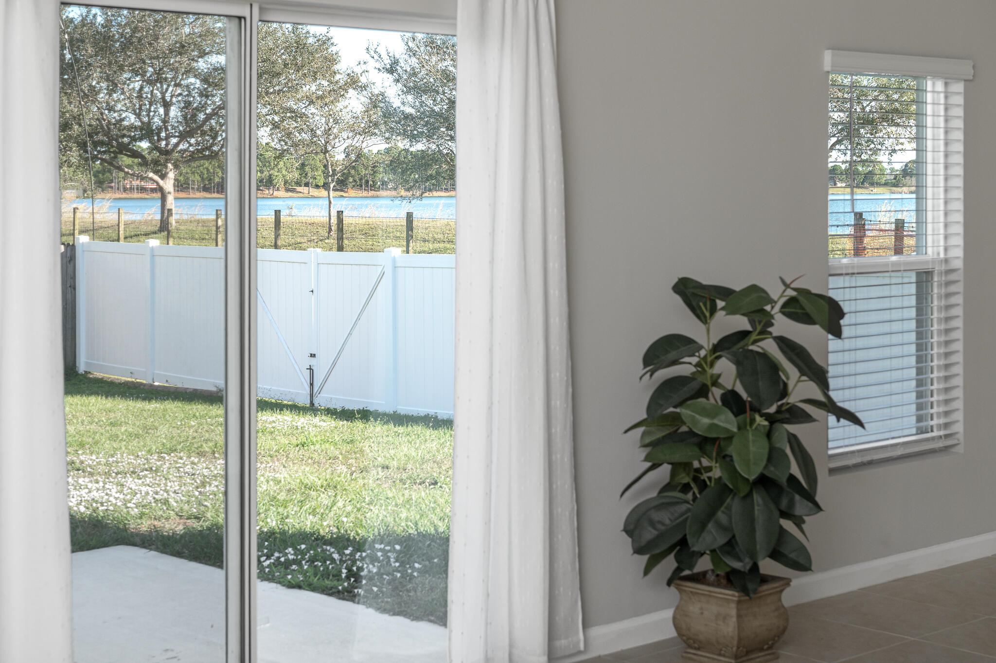 PORT ST LUCIE SECTION 7 - Residential Lease