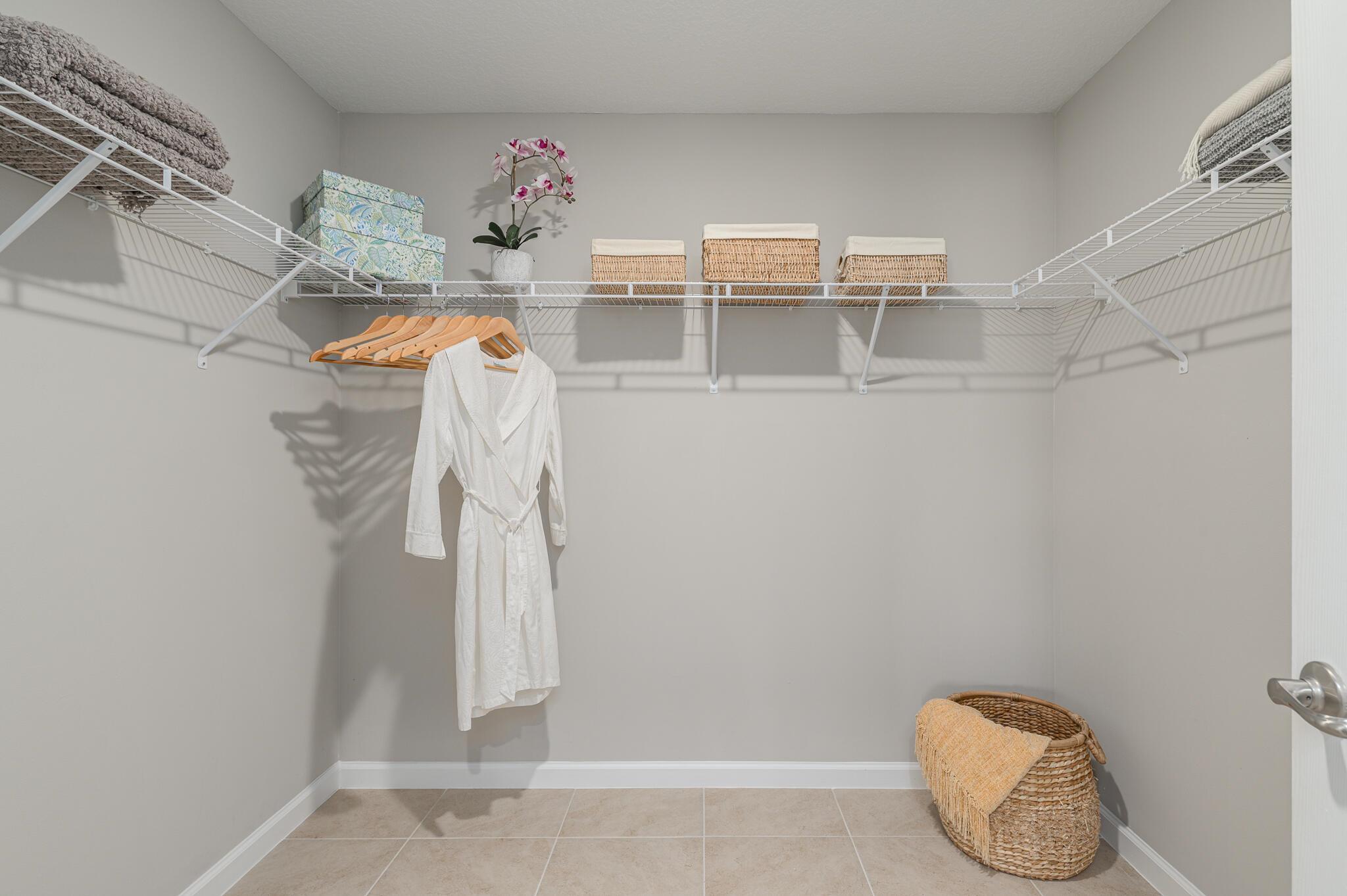 PORT ST LUCIE SECTION 7 - Residential Lease