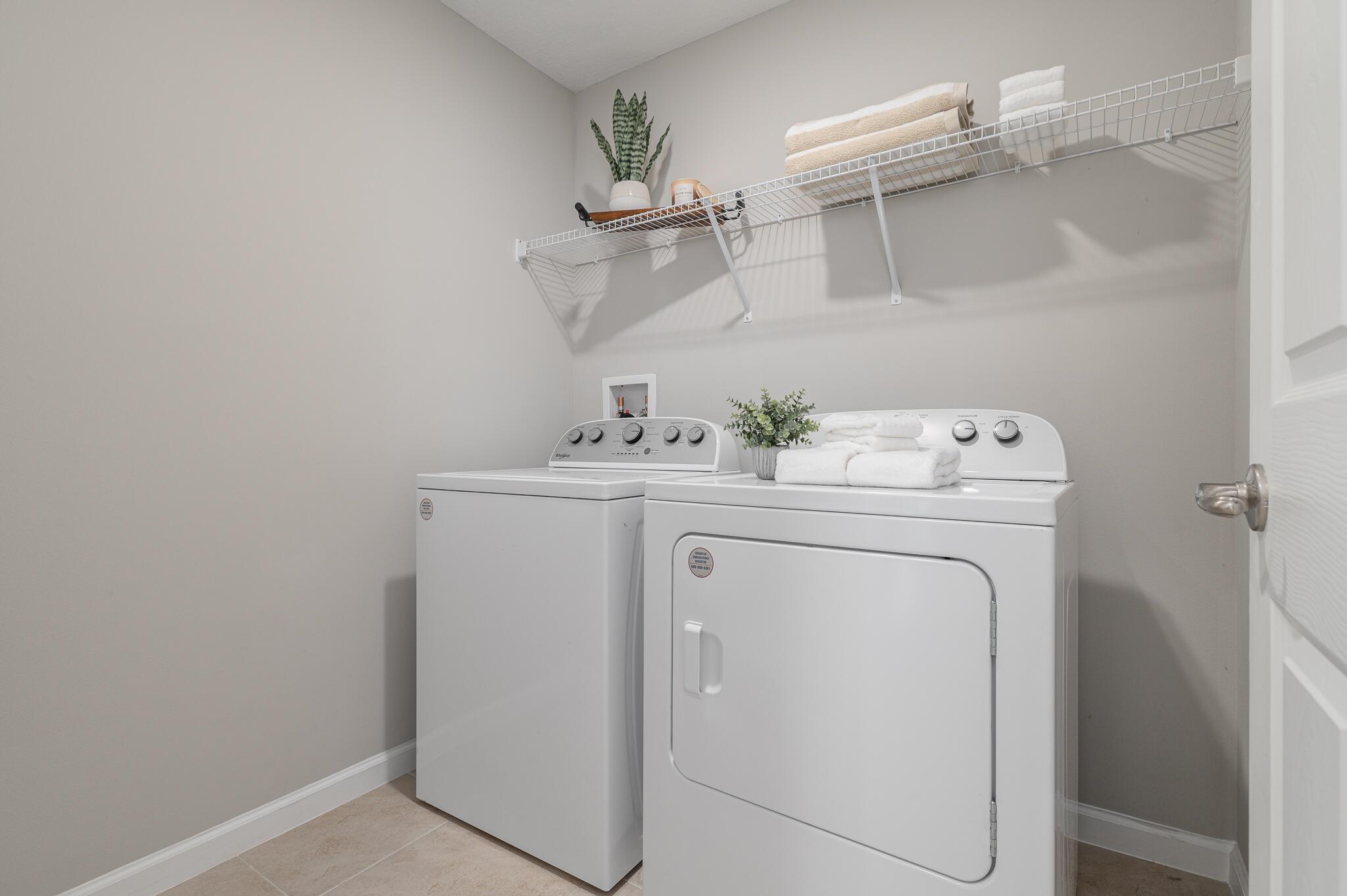 PORT ST LUCIE SECTION 7 - Residential Lease