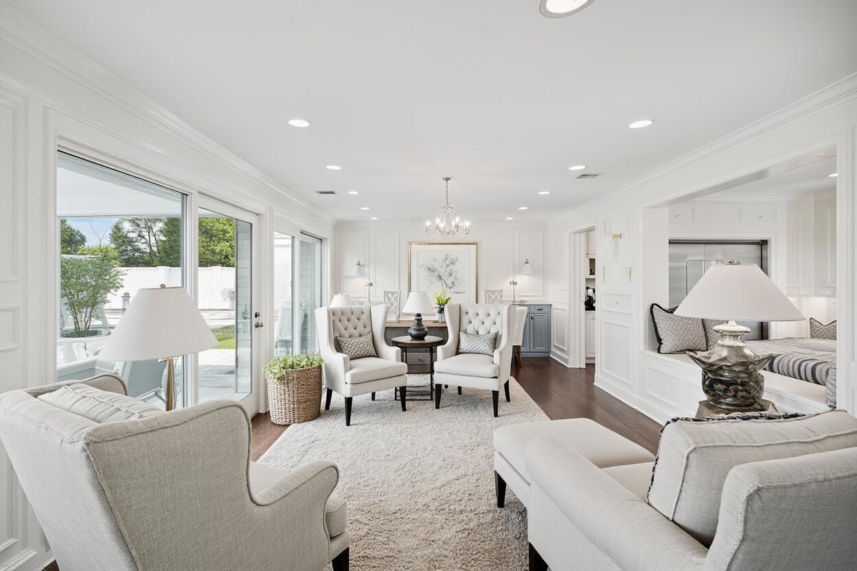 GOLF VILLAGE OF UNIT 1 - Residential