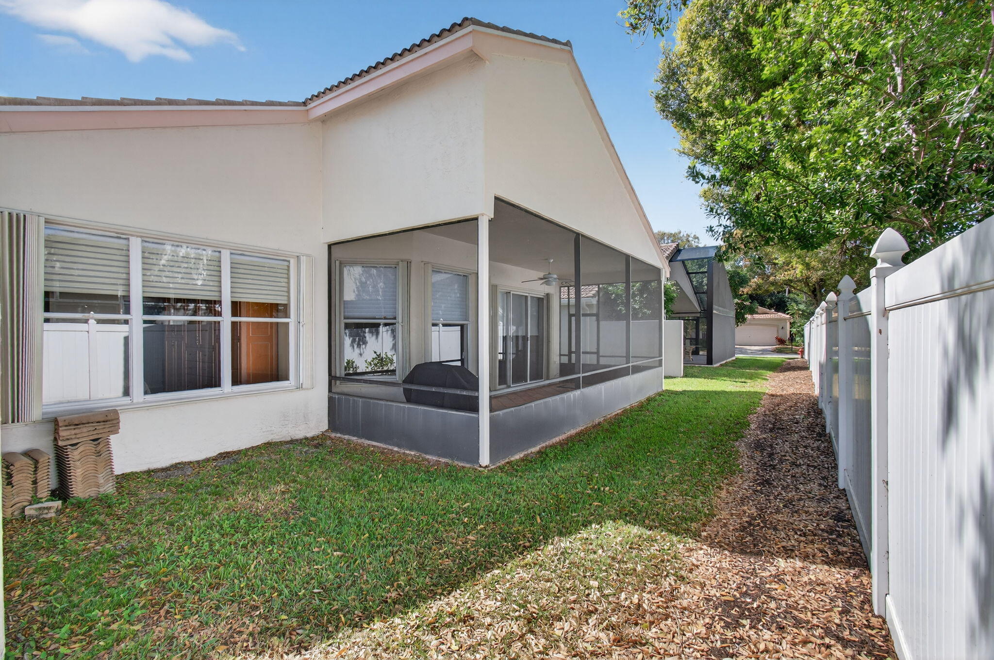 VALENCIA LAKES 2 - Residential