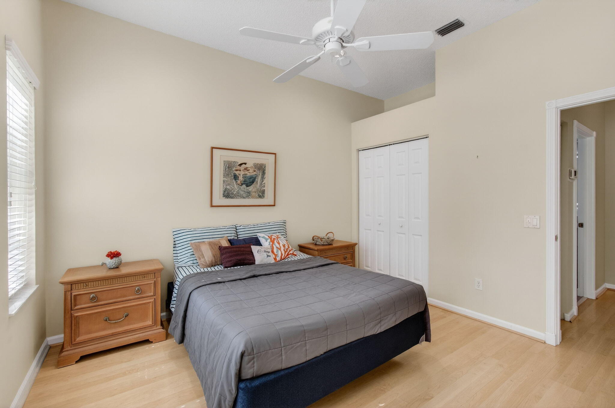 VALENCIA LAKES 2 - Residential