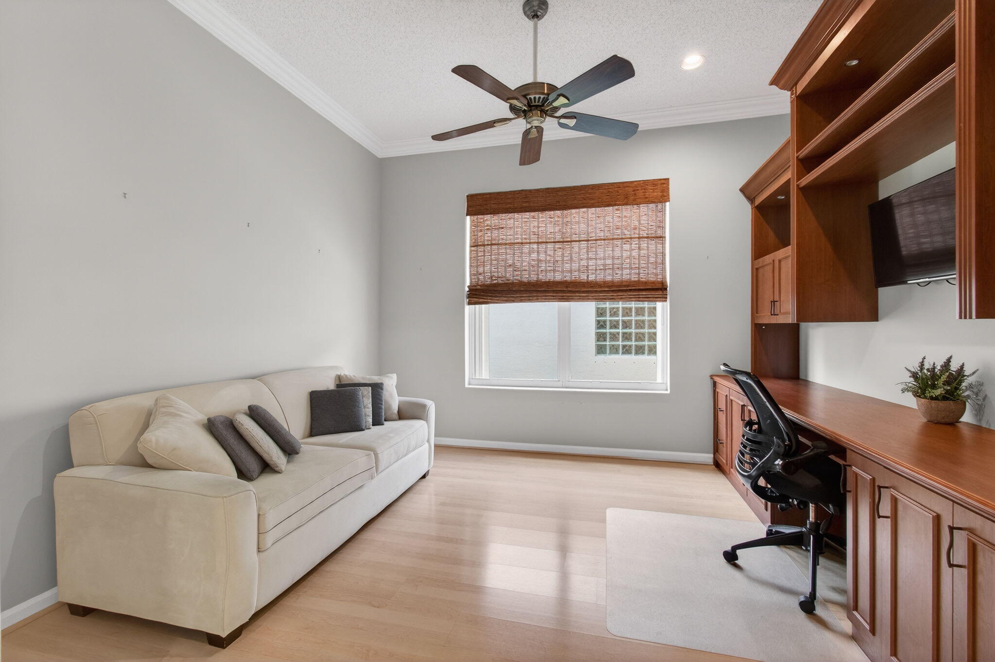 VALENCIA LAKES 2 - Residential