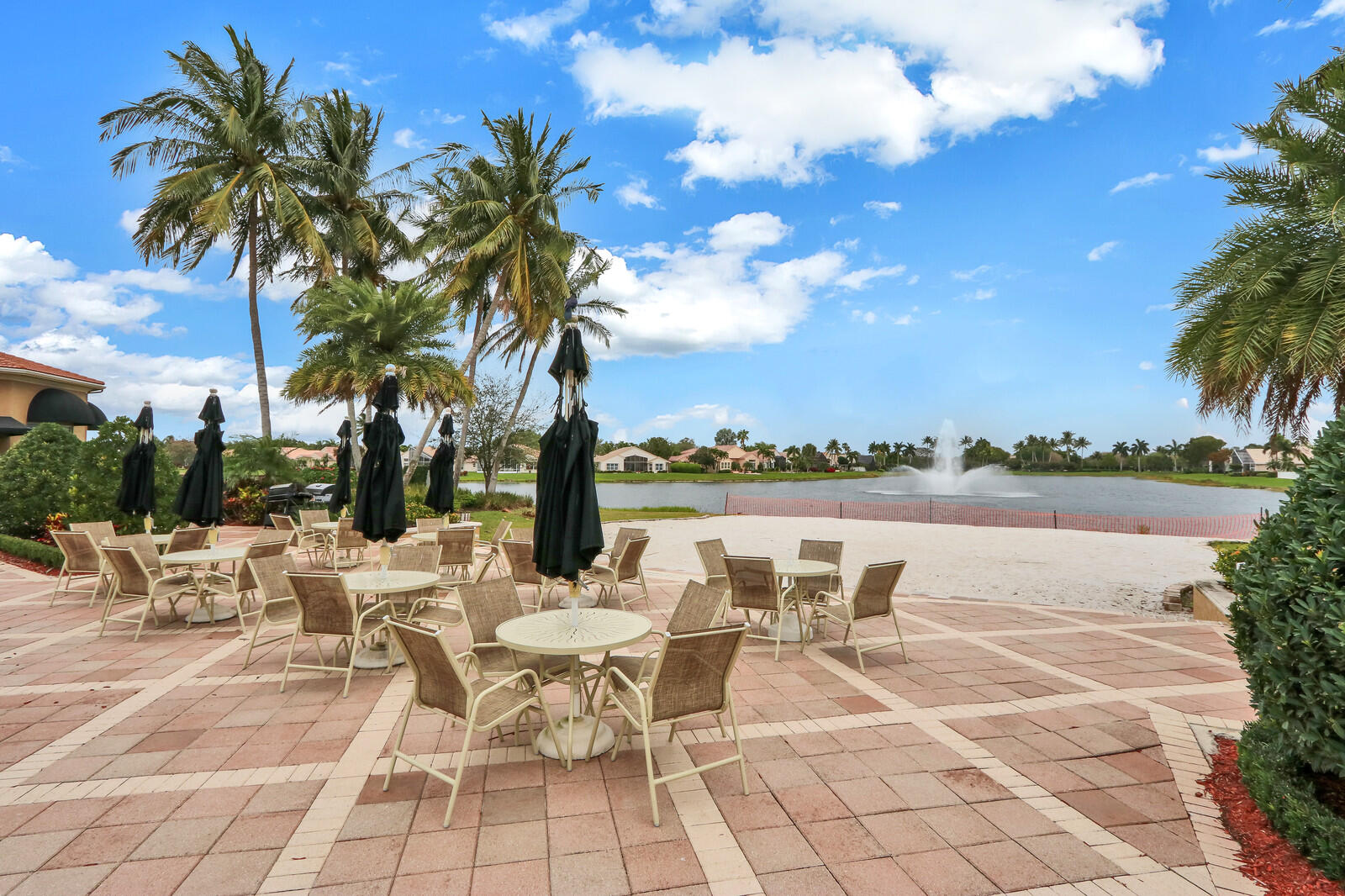 VALENCIA LAKES 2 - Residential