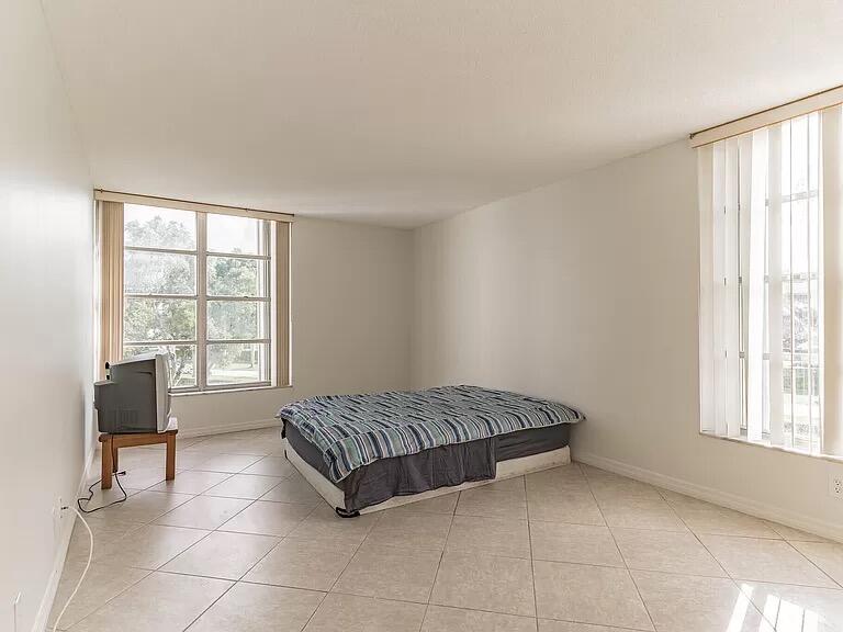 6901 Cypress Road C14