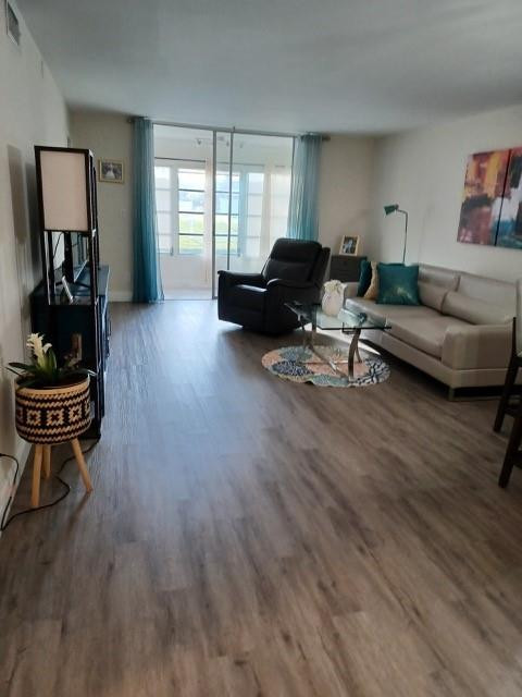 Sunrise Lakes Phase III - Residential