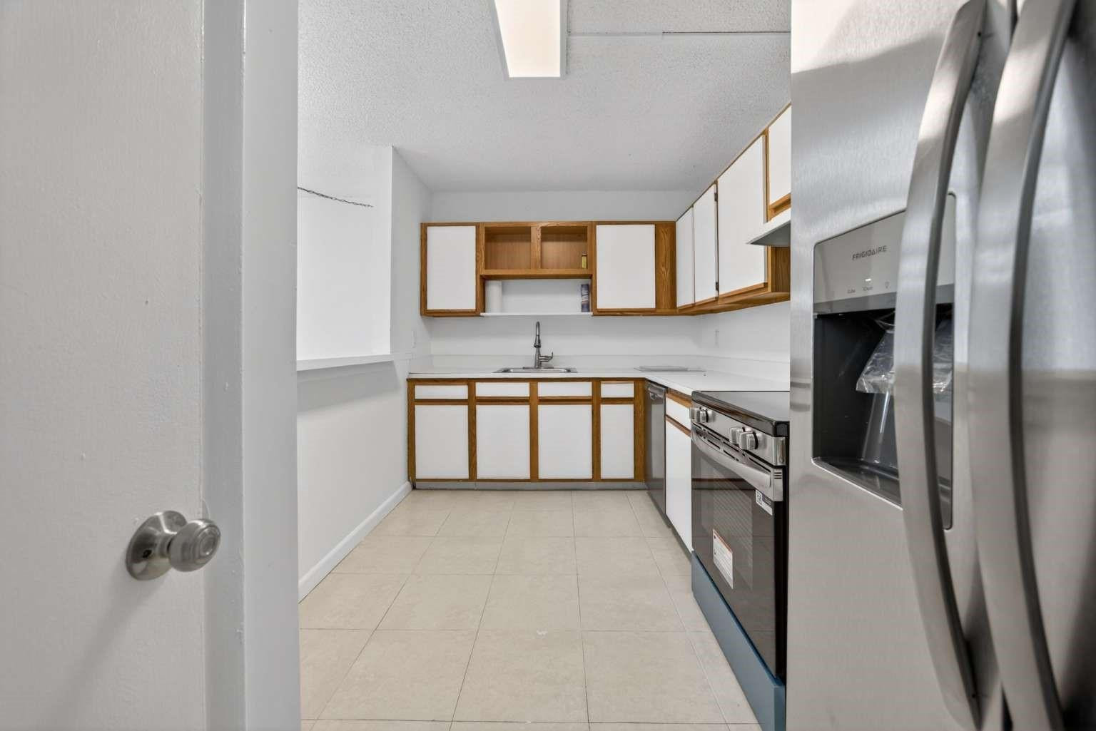 14840 Naranja Lakes Boulevard C4L