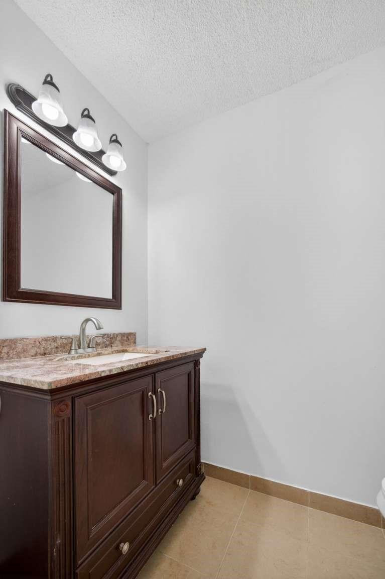 Naranja Lakes - Residential