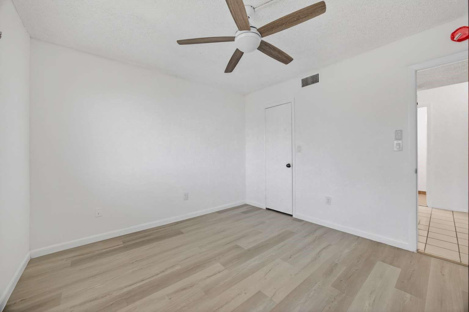 Naranja Lakes - Residential