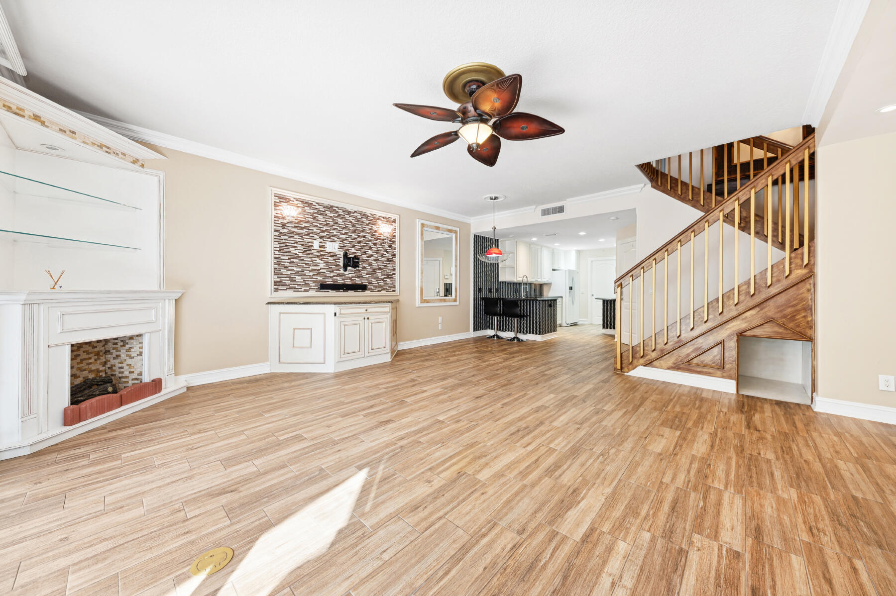 477 Capistrano Drive