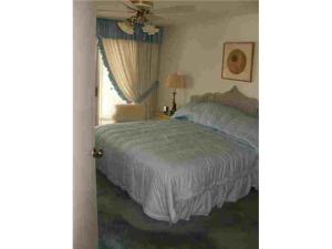 POINCIANA PLACE - Residential