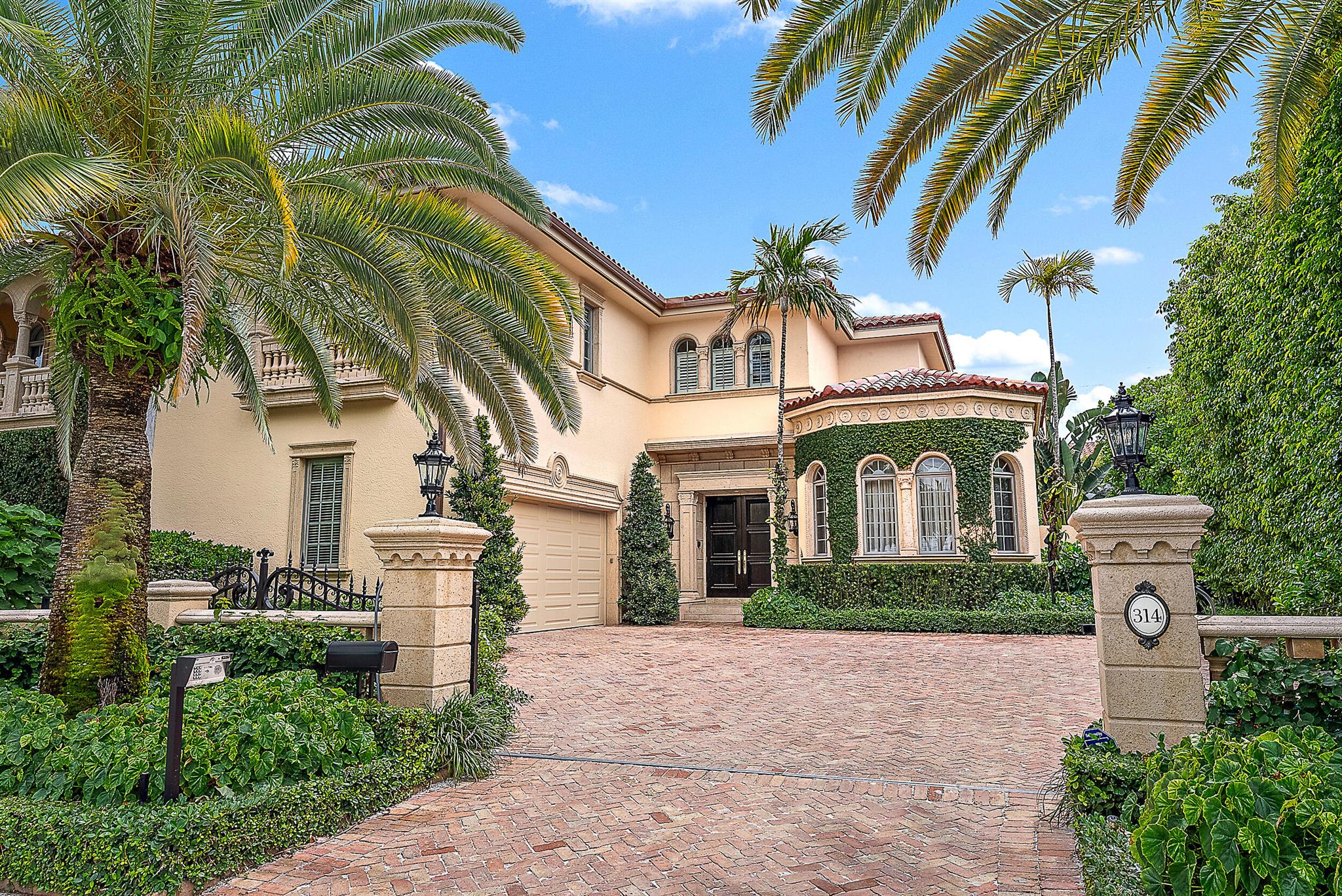 314 Chilean Avenue