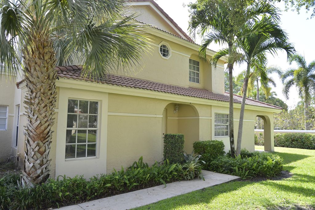 Photo of 3344 Deer Creek Alba Circle #3344, Deerfield Beach, FL 33442 (MLS # B26029026)