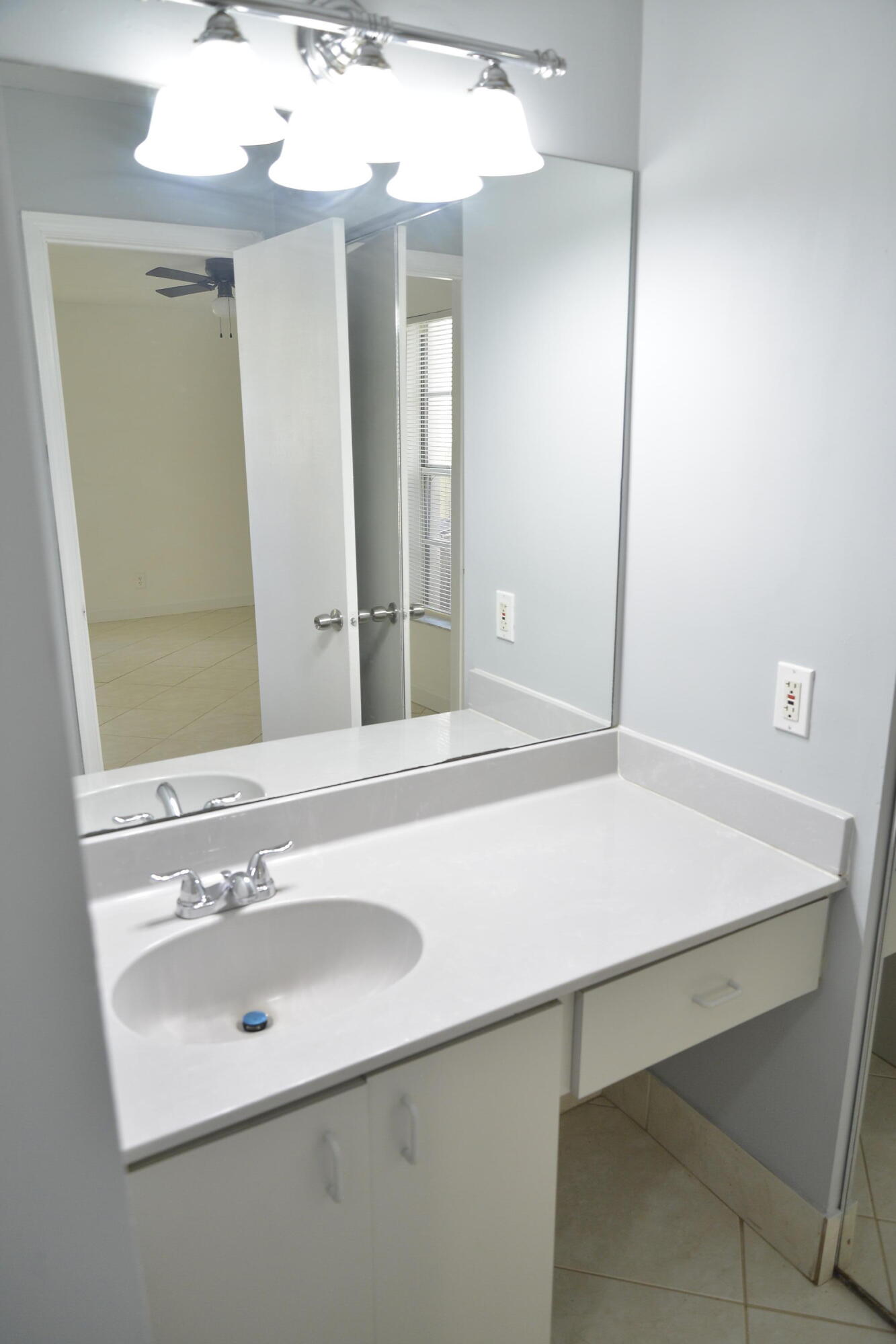 LAKES OF DEER CREEK - Residential Lease