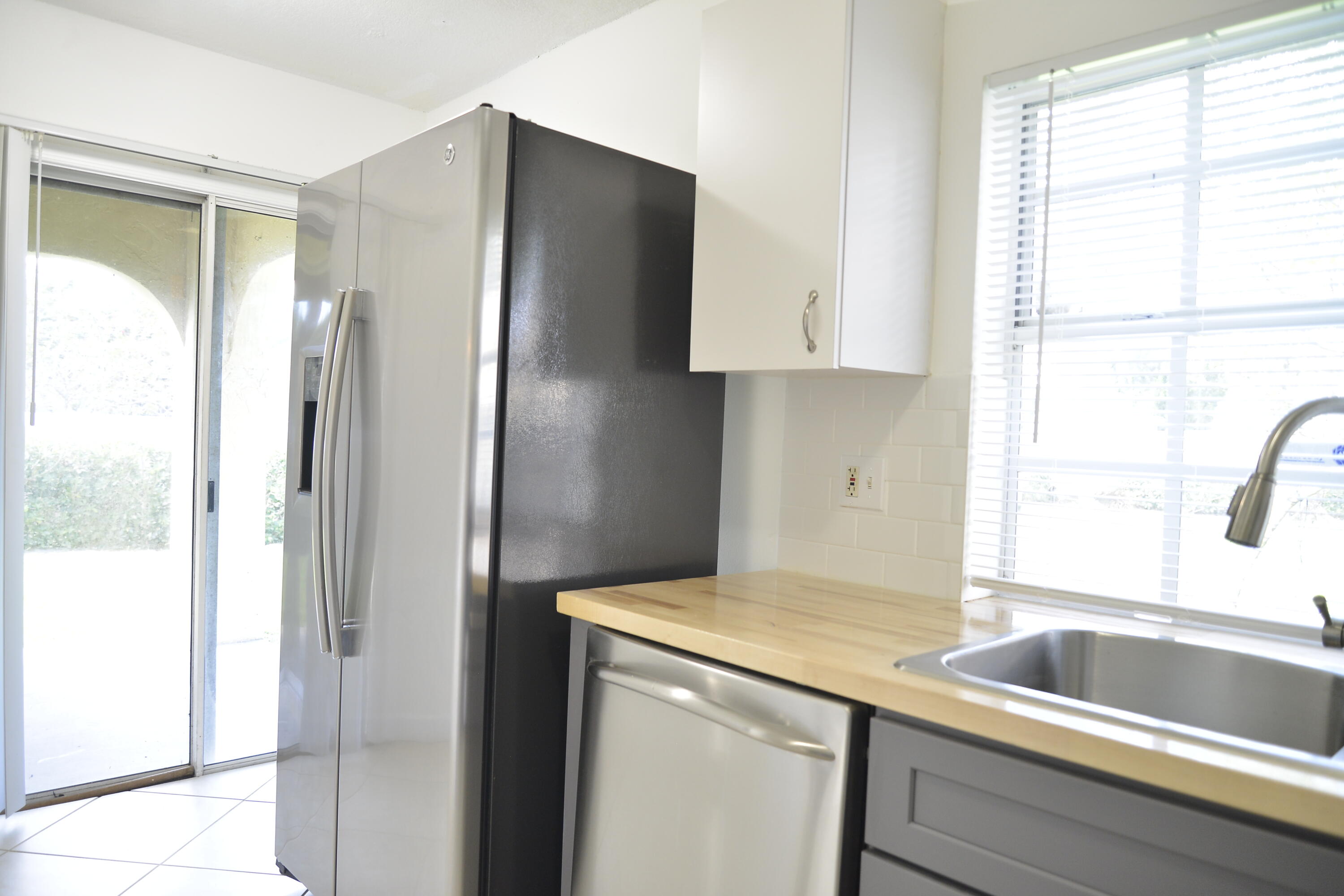 LAKES OF DEER CREEK - Residential Lease