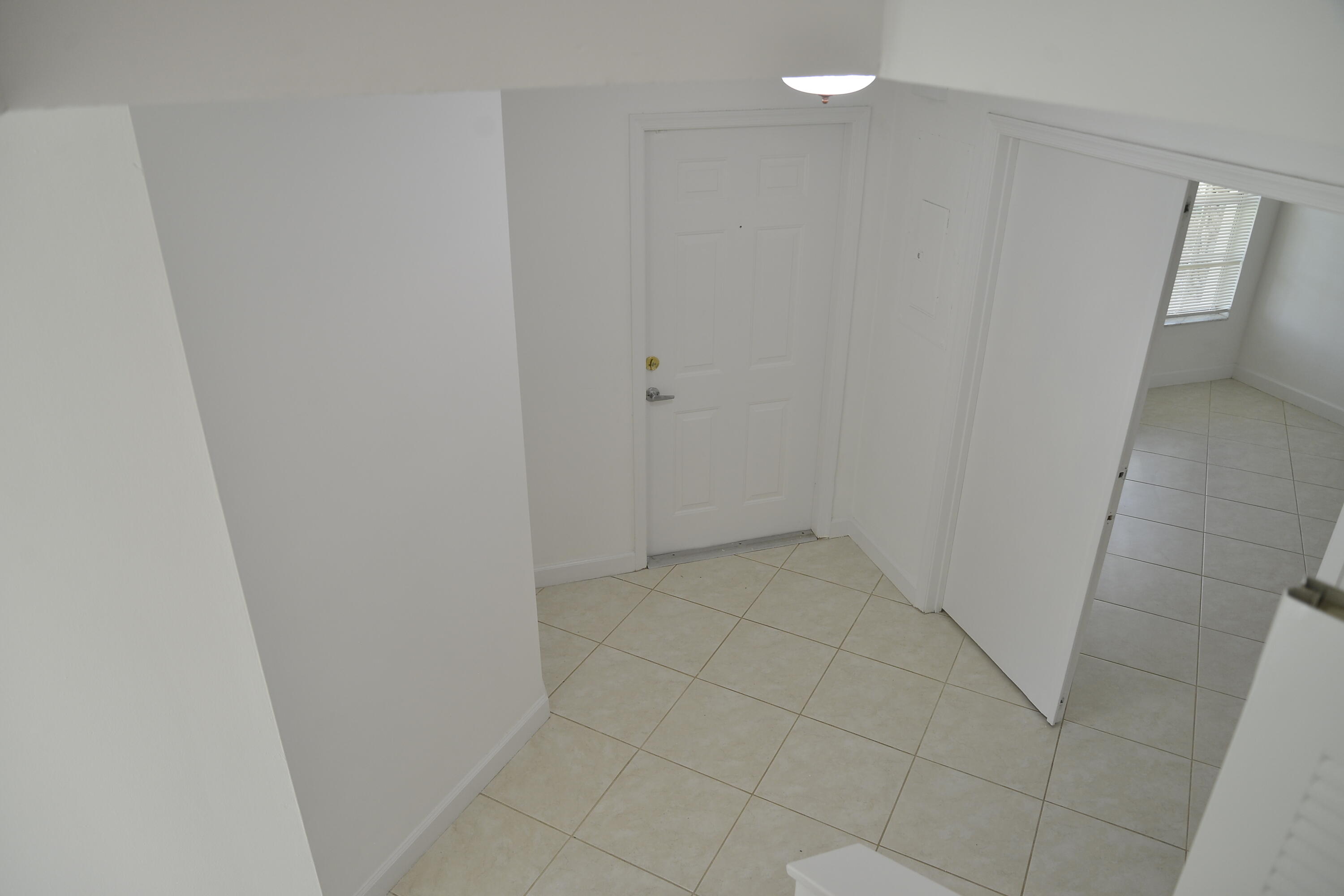 LAKES OF DEER CREEK - Residential Lease