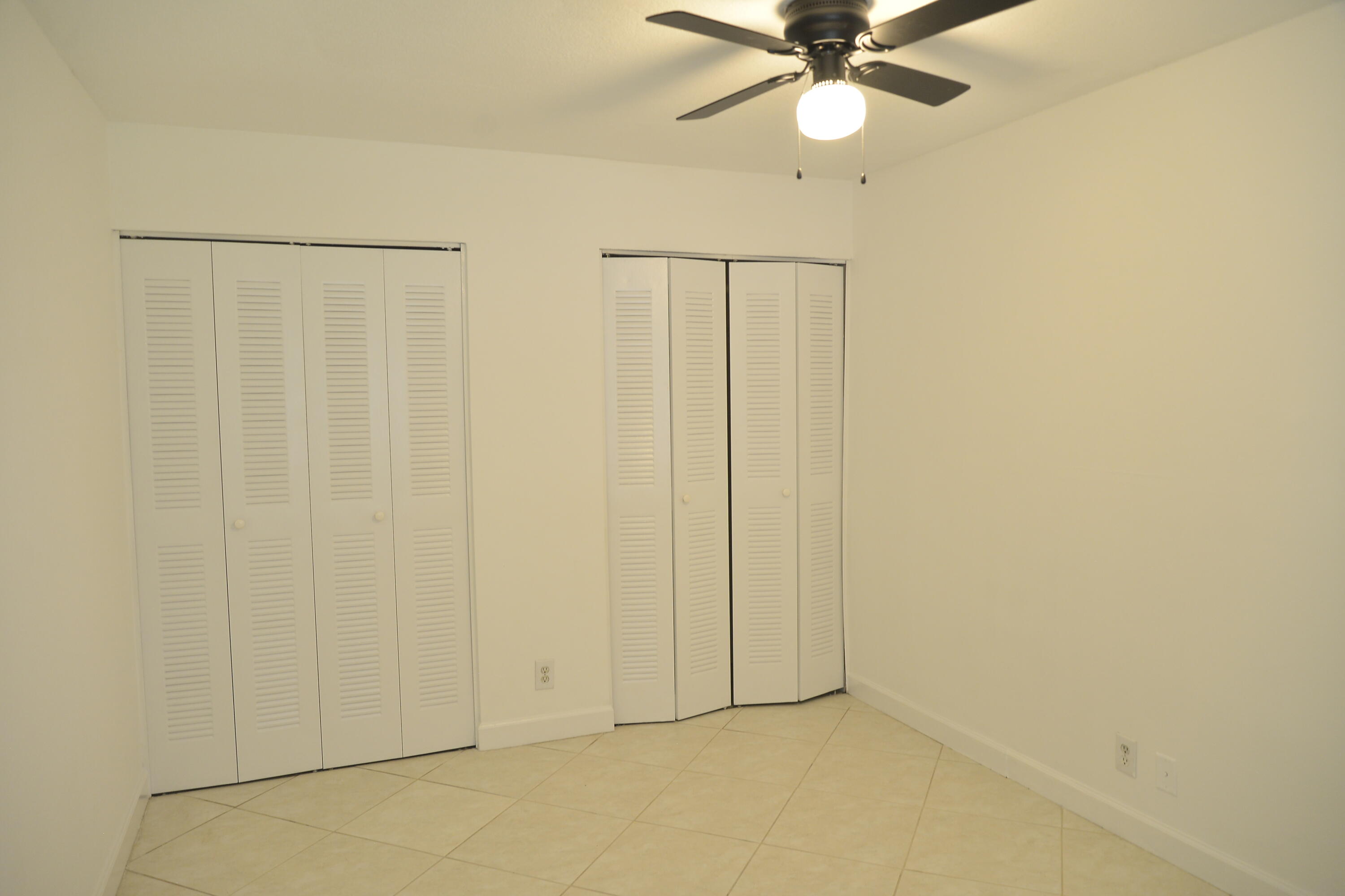 LAKES OF DEER CREEK - Residential Lease