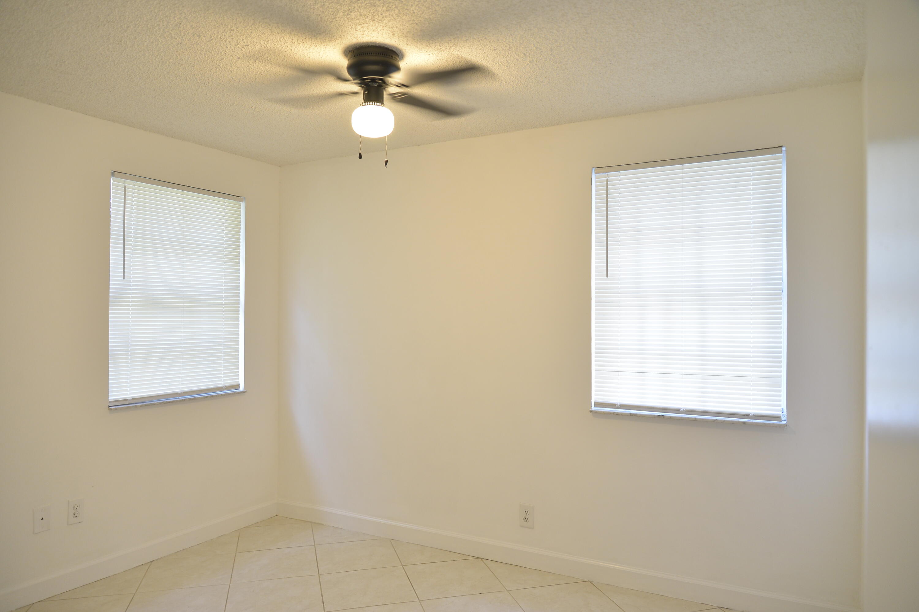LAKES OF DEER CREEK - Residential Lease