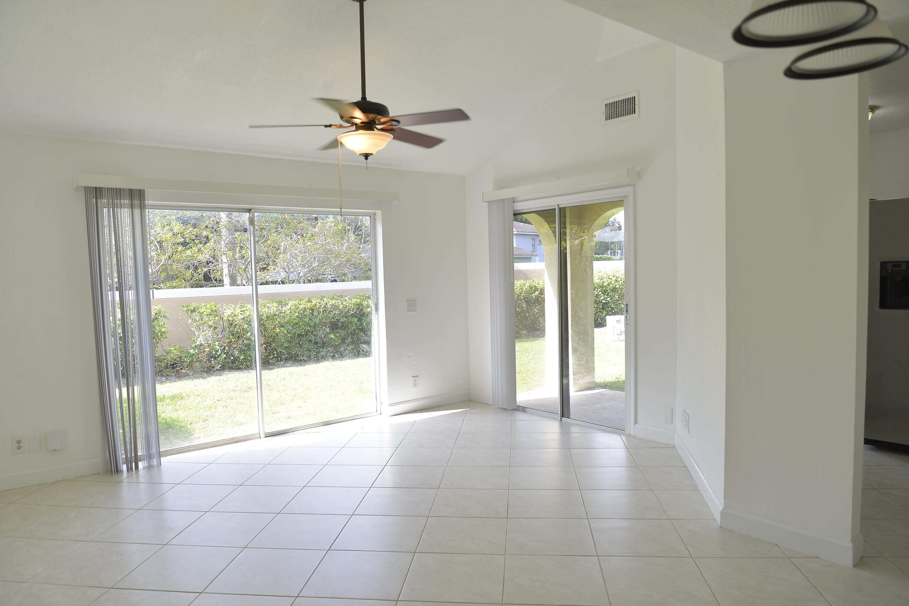LAKES OF DEER CREEK - Residential Lease