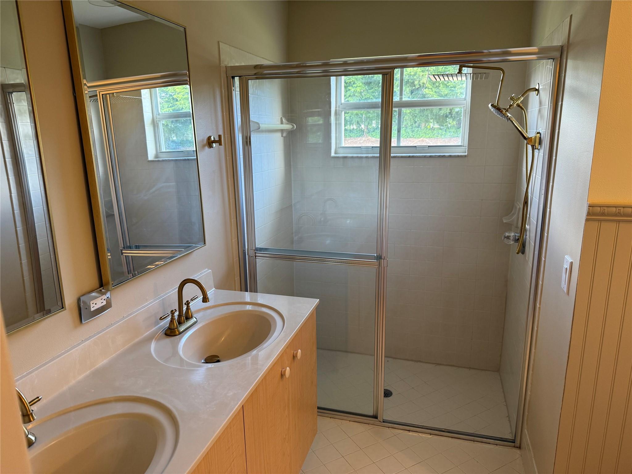 THE HAMMOCKS - Residential