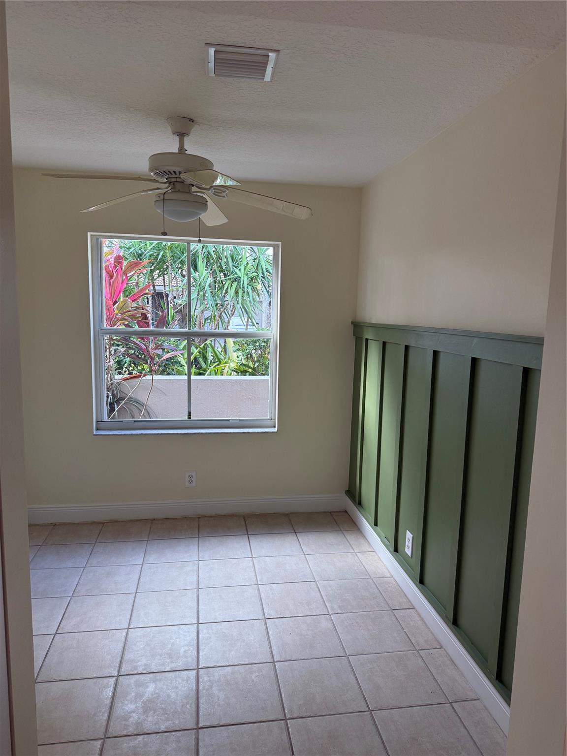 THE HAMMOCKS - Residential