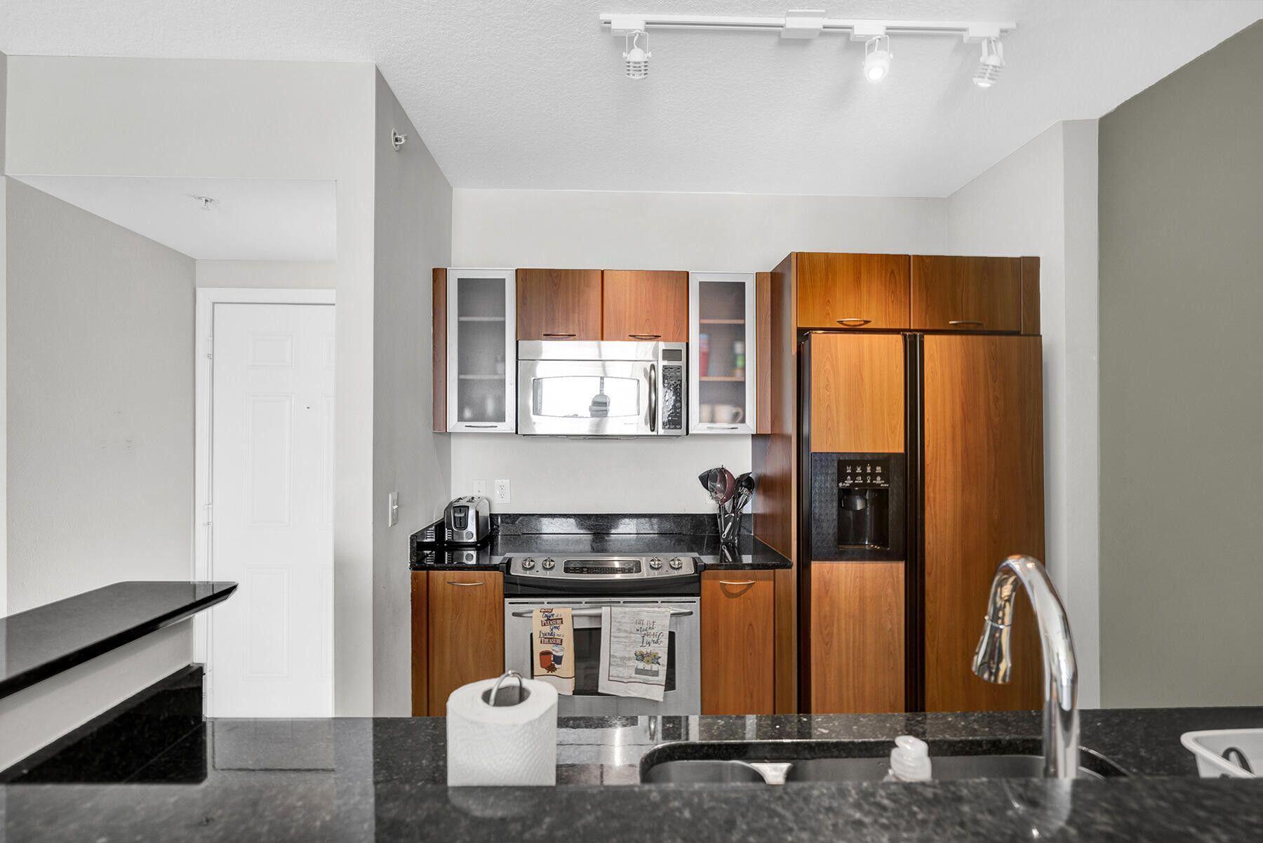 MARINA VILLAGE AT BOYNTON BEACH CONDO - Residential