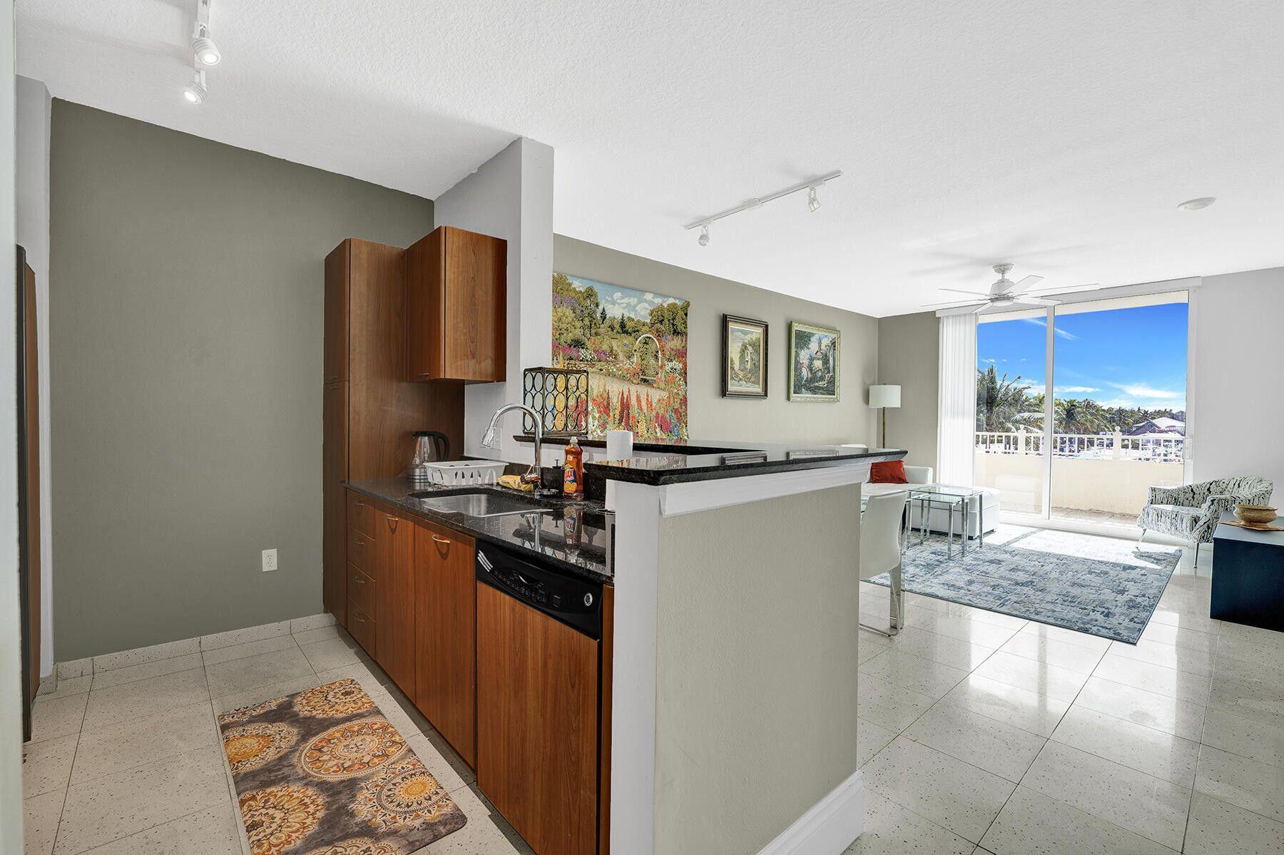 MARINA VILLAGE AT BOYNTON BEACH CONDO - Residential