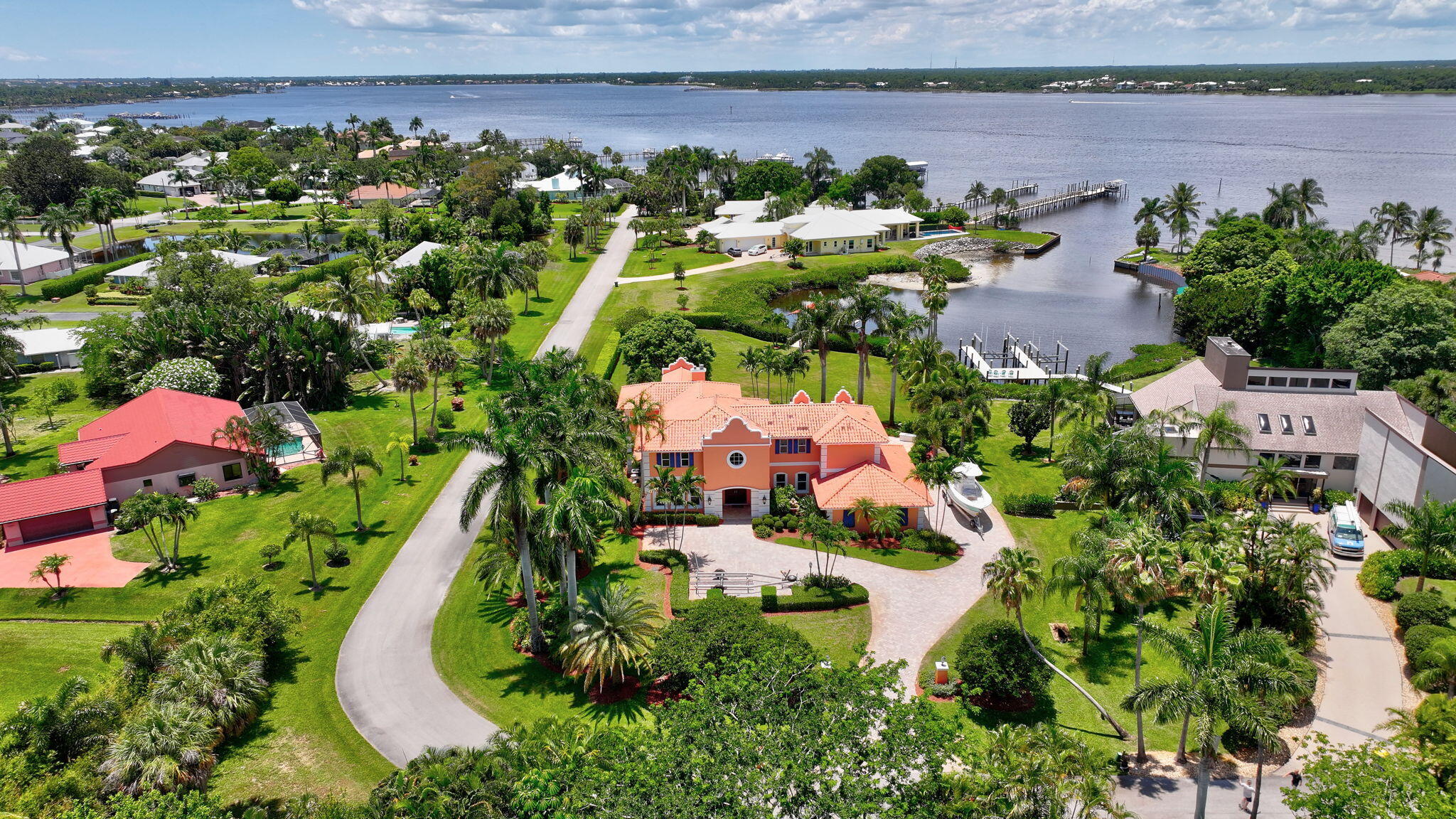 PLANTATIONS - Residential