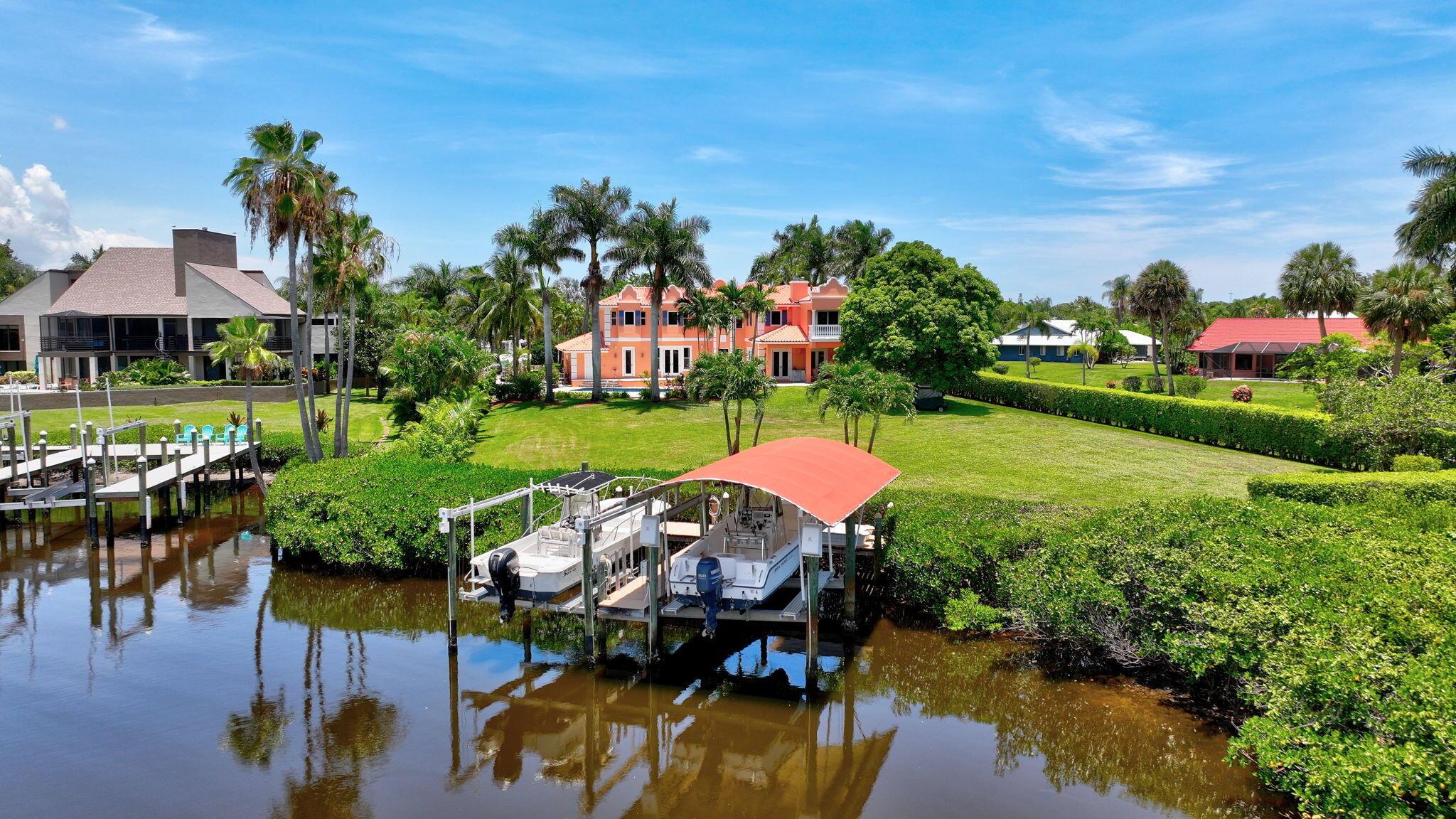 PLANTATIONS - Residential