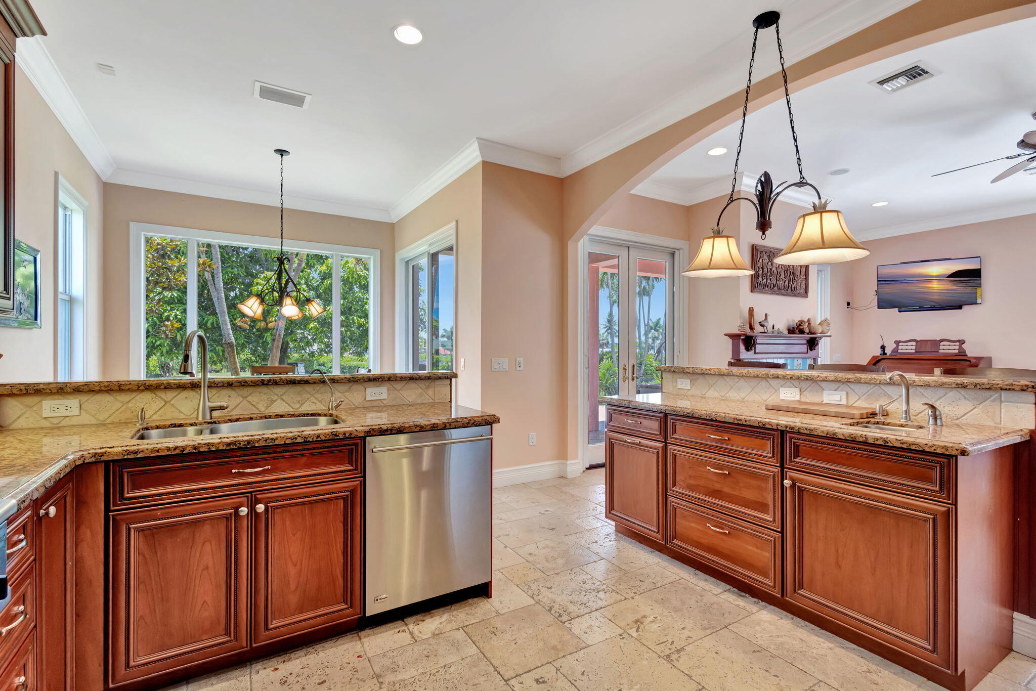 PLANTATIONS - Residential