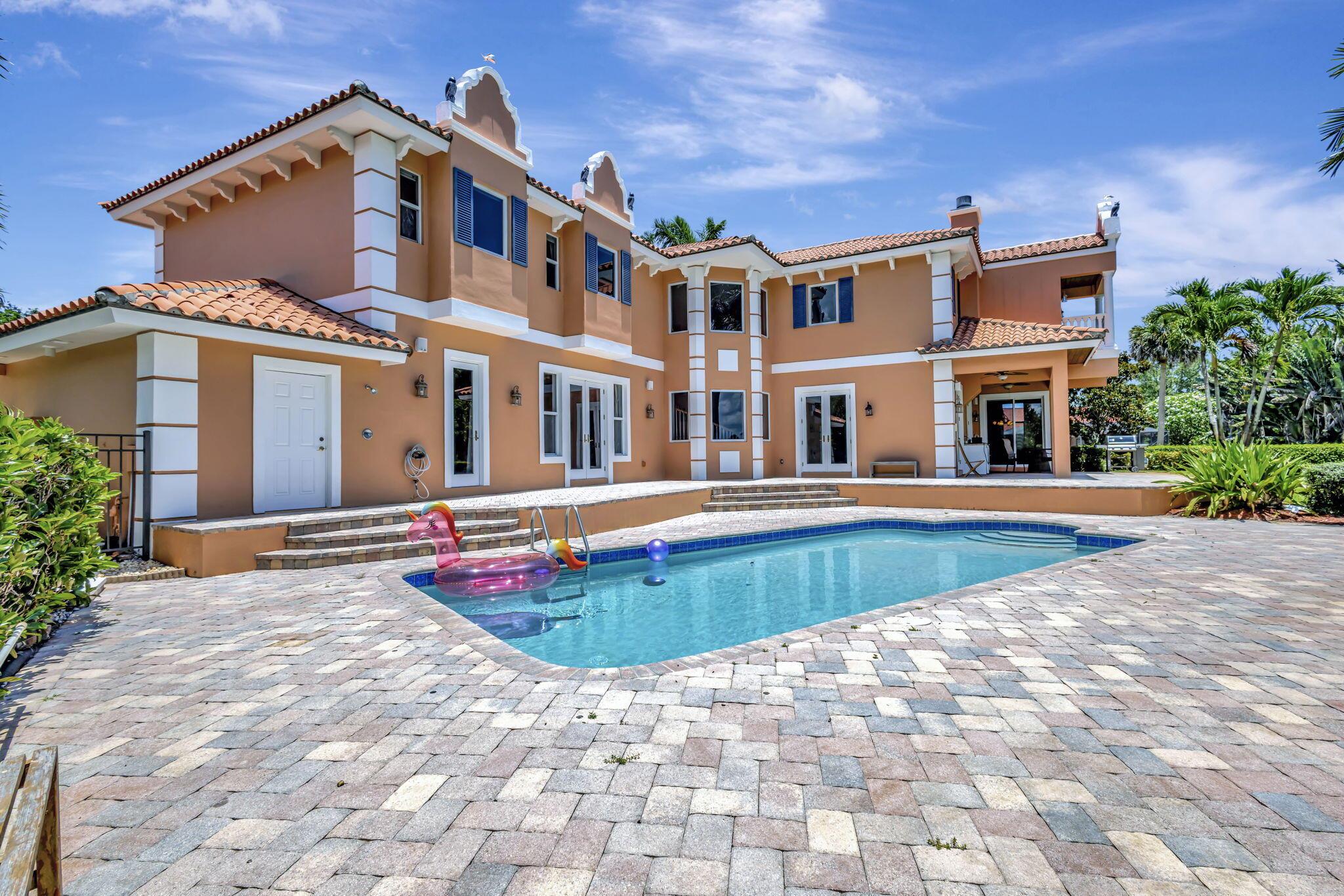 PLANTATIONS - Residential