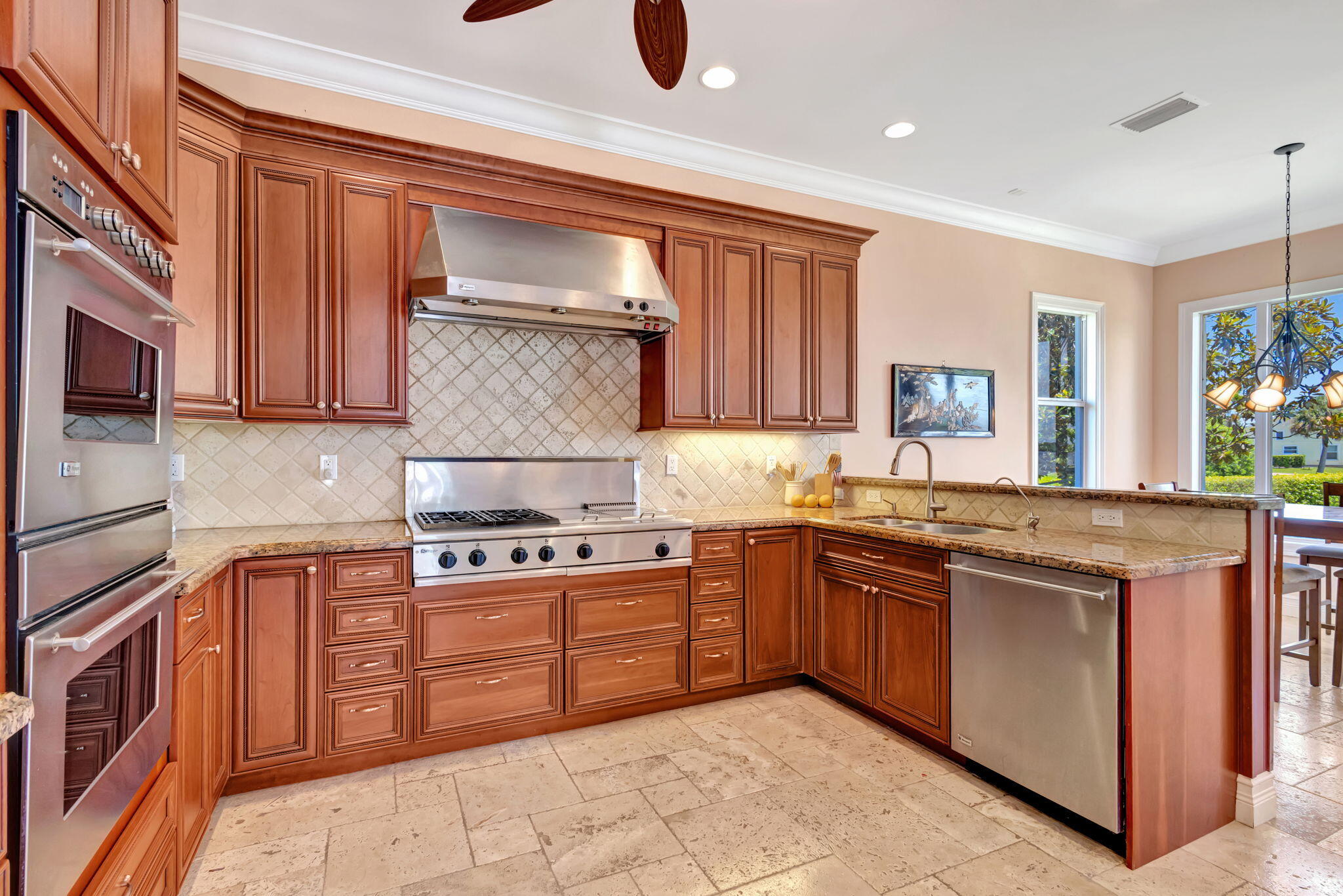 PLANTATIONS - Residential