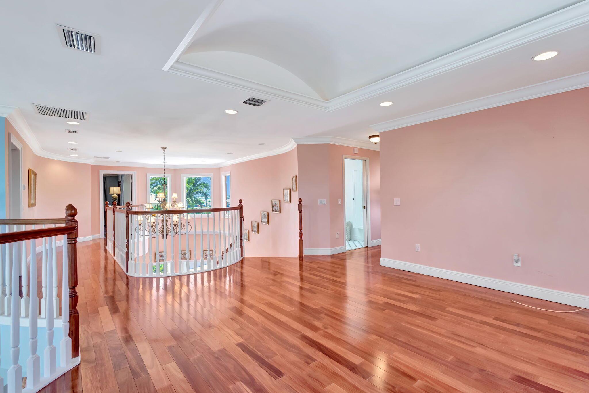 PLANTATIONS - Residential