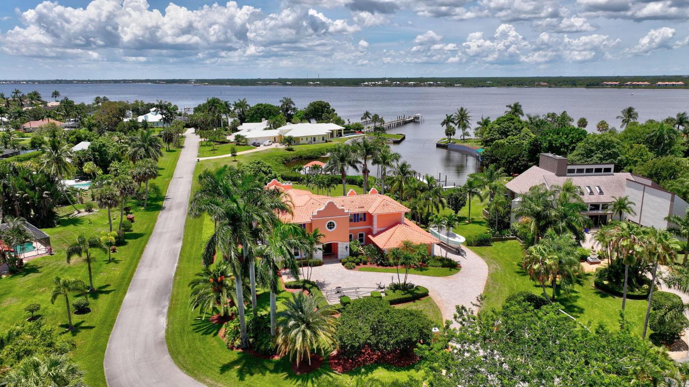 PLANTATIONS - Residential