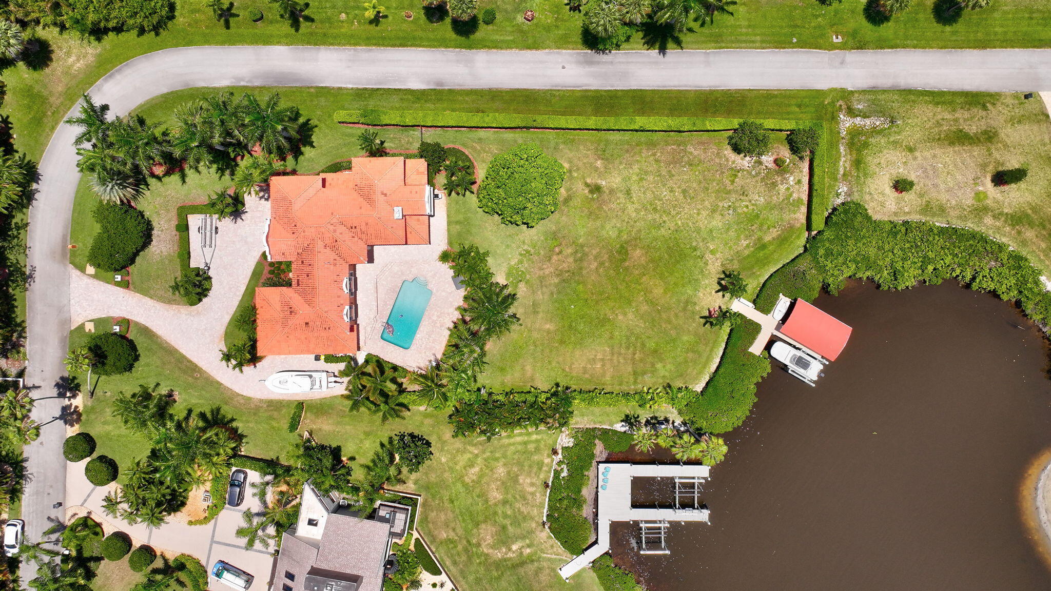 PLANTATIONS - Residential